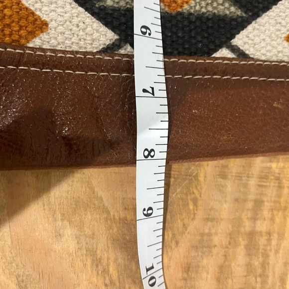 Myra bag Aztec and genuine cowhide make up/ toiletries bag or wristlet Nwot - Picture 6 of 6